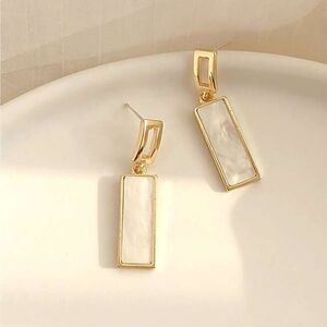 Fashion Pearl Gold Edged Drop Earrings